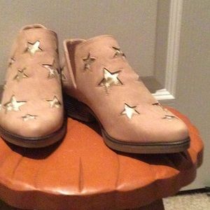 Women’s star booties